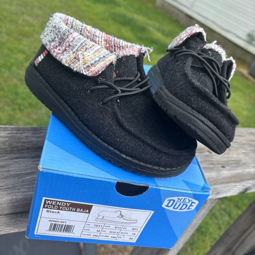 Hey Dude Wendy Fold Youth Baja Black Kids Shoes